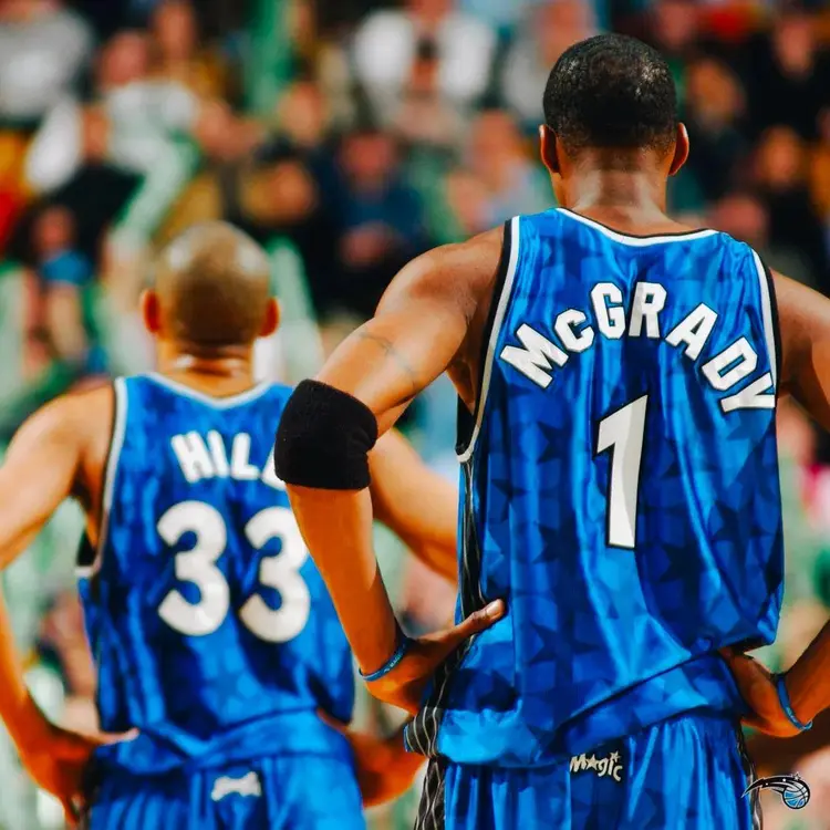 从浙江队围绕欧超杯遗憾出局到集结日奥兰多魔术备战欧超杯，转会期布莱顿备战足总杯的简单介绍